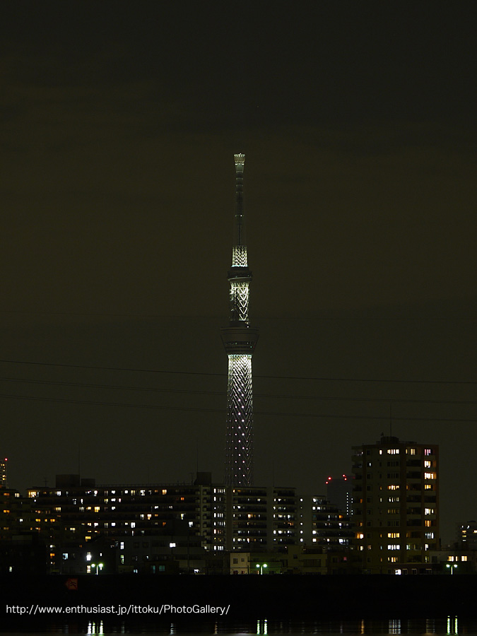 東京スカイツリー LED照明点灯 @ 荒川中土手