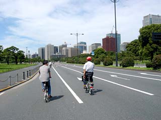 パレスサイクリング。