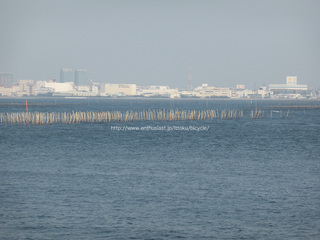 海苔の養殖かな？